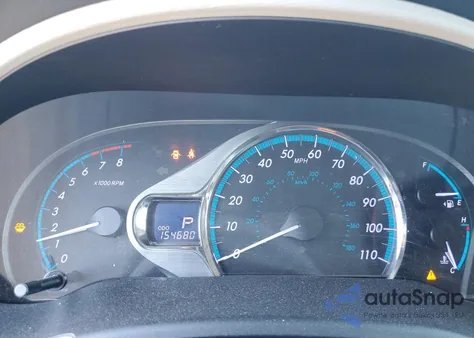 2011 Toyota Sienna Xle z USA, uszkodzony, nr VIN 5TDDK3DC4BS018437